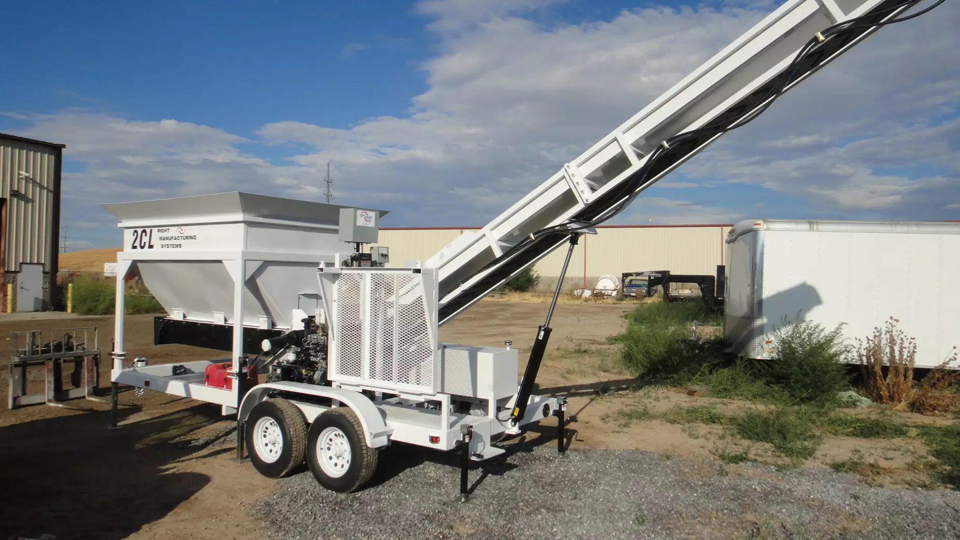 Portable Concrete Batching Plant 8+ Cubic Yards Mix Right 2CL-8 Extended Conveyor Right Manufacturing Systems Inc.