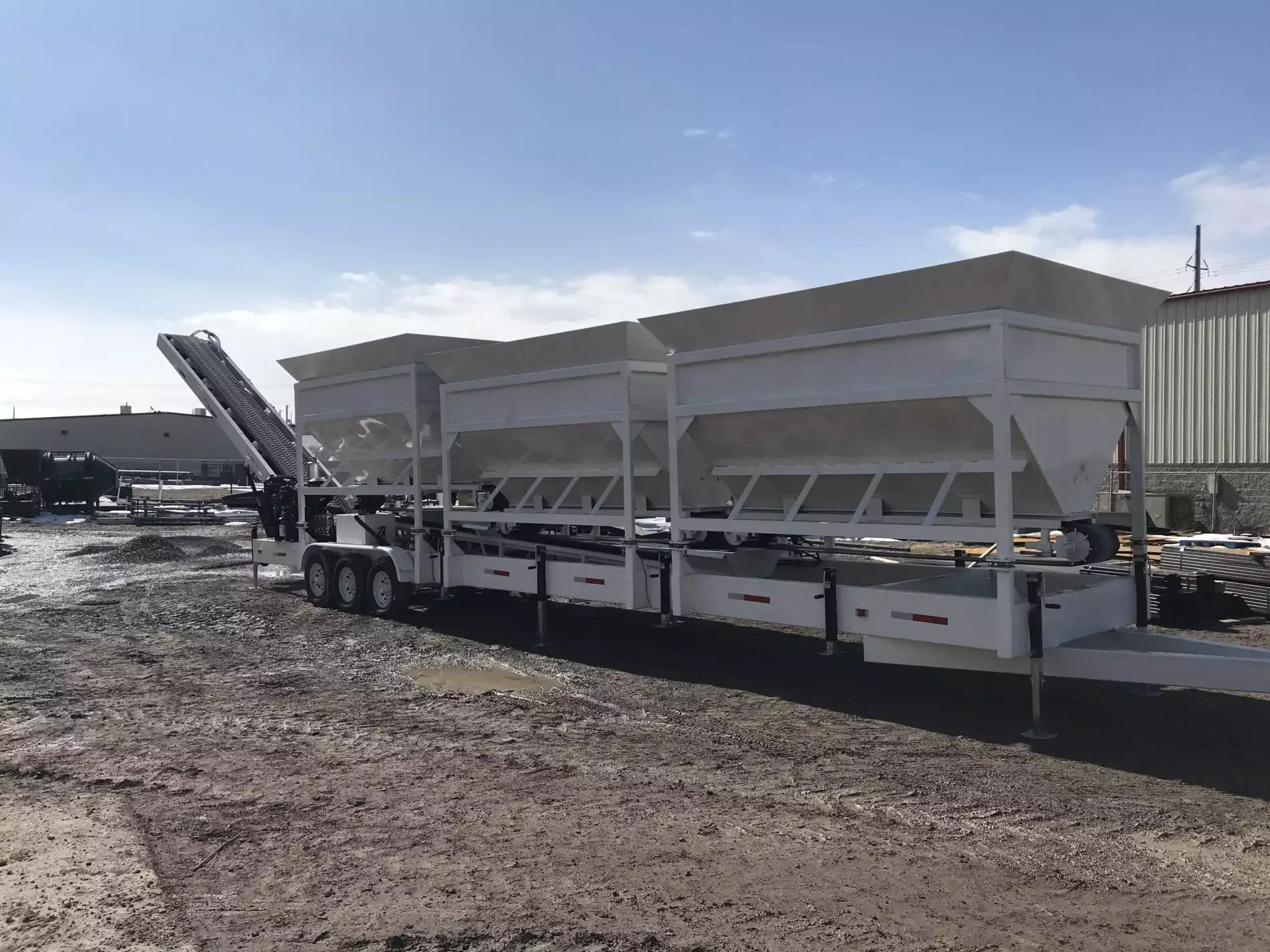 Portable Concrete Batching Plant 36+ Cubic Yards Automated Mix Right 2CL-36-3 at Right Manufacturing Systems Inc. Lindon, Utah